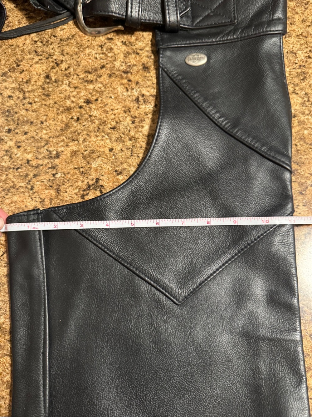 Harley-Davidson Black Leather chaps (Repair-Sewing required) - Picture 7 of 9